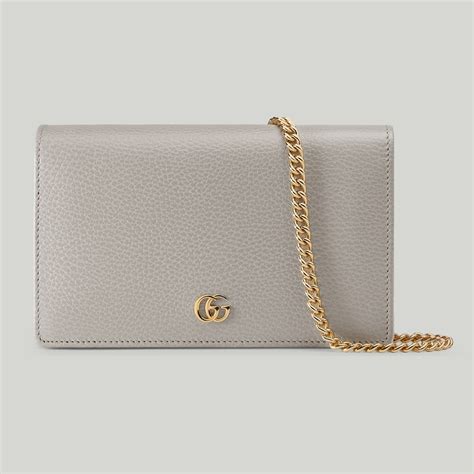 Gucci Mini borsa GG Marmont in pelle con tracolla a catena